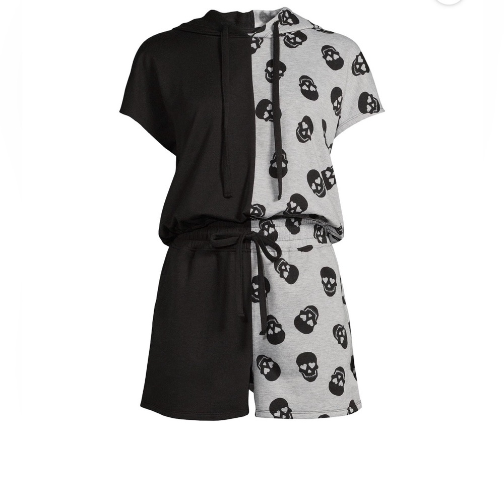 Black and Gray Skull Print lounge set